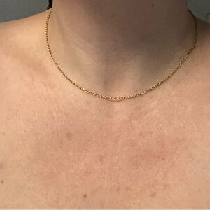 Elegant Gold Necklace